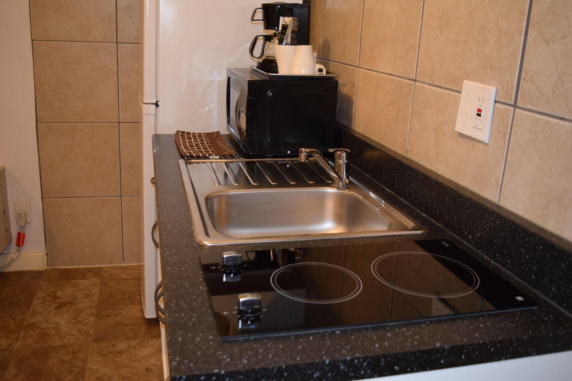Little Suites Provo Extended Stay Extérieur photo